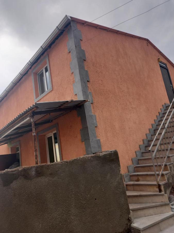 Byurakan Guesthouse & Cottage المظهر الخارجي الصورة