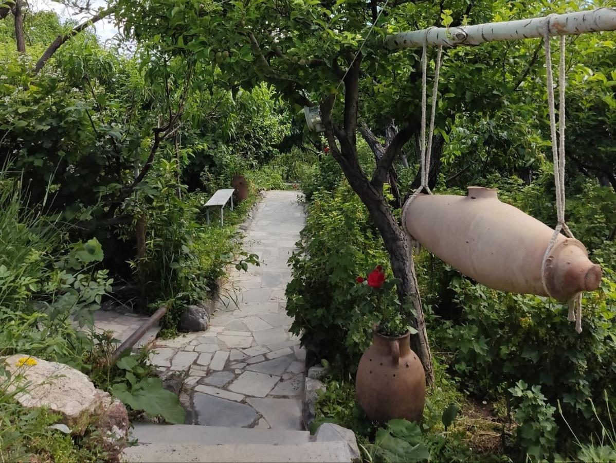 Byurakan Guesthouse & Cottage المظهر الخارجي الصورة
