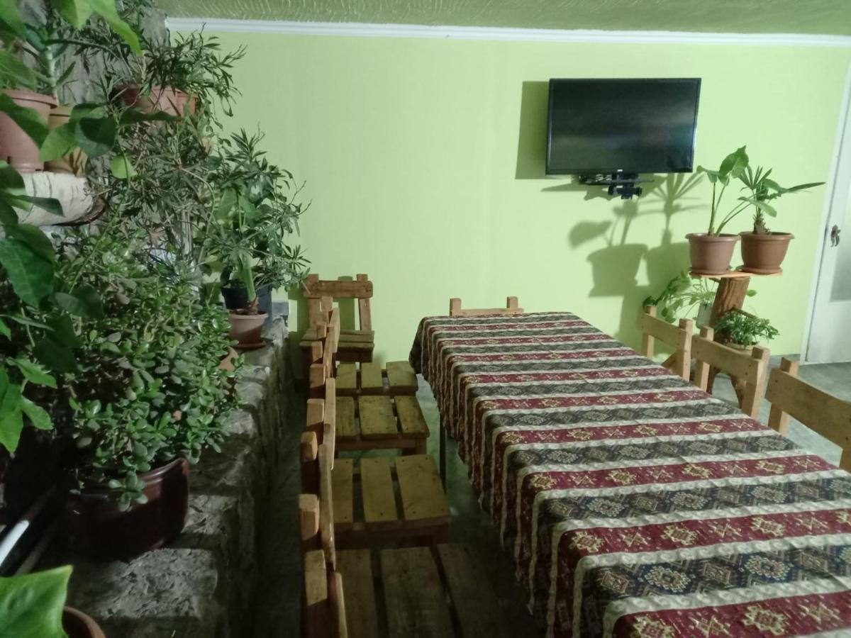 Byurakan Guesthouse & Cottage المظهر الخارجي الصورة