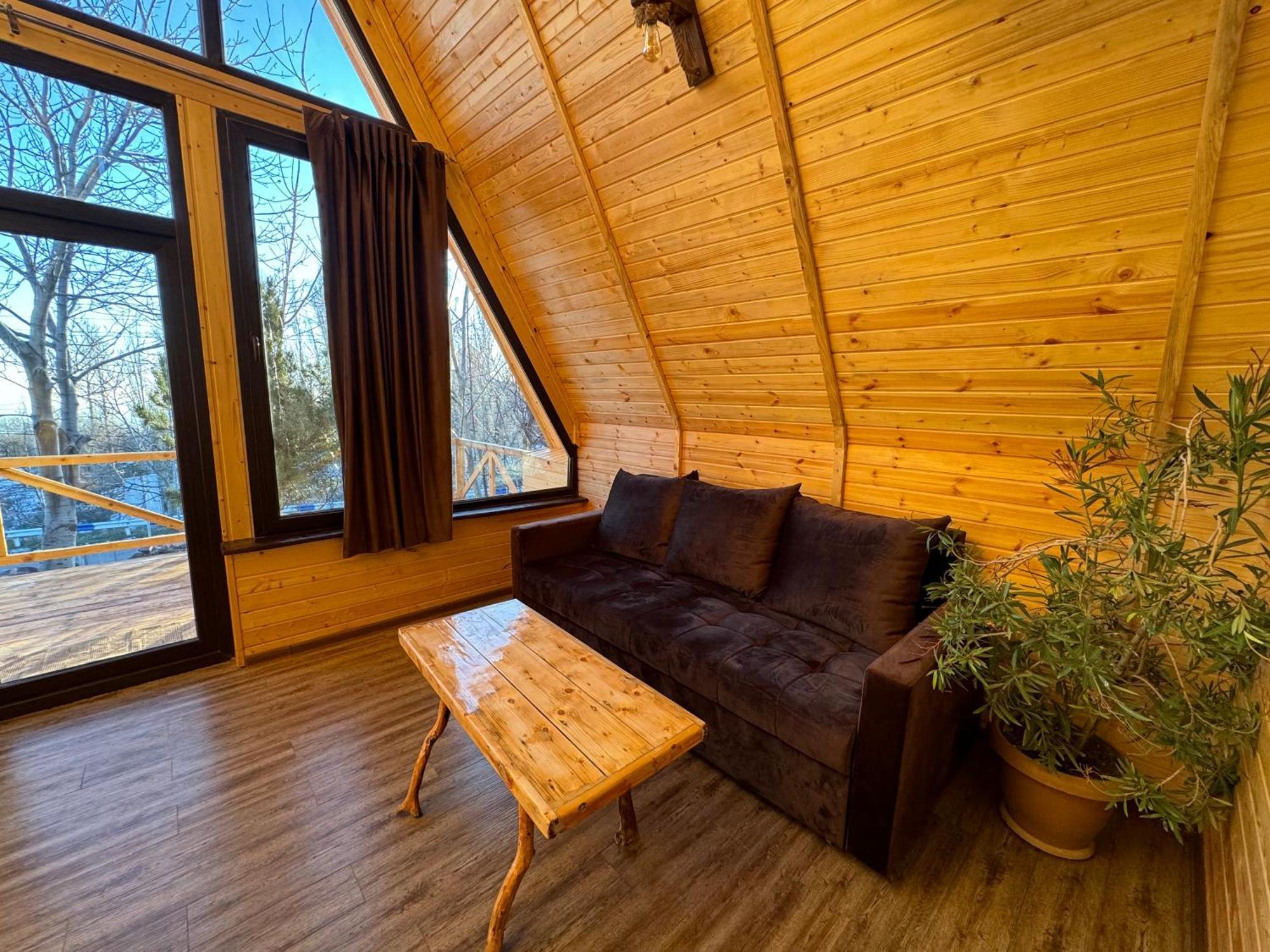 Byurakan Guesthouse & Cottage المظهر الخارجي الصورة