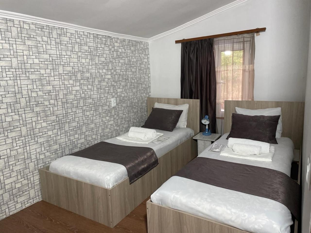 Byurakan Guesthouse & Cottage المظهر الخارجي الصورة